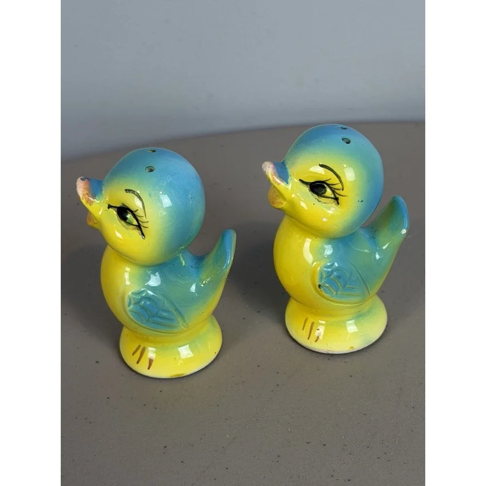 Vtg Blue Bird Japan Salt and Pepper Shakers and Baby Chick in Egg Shakers